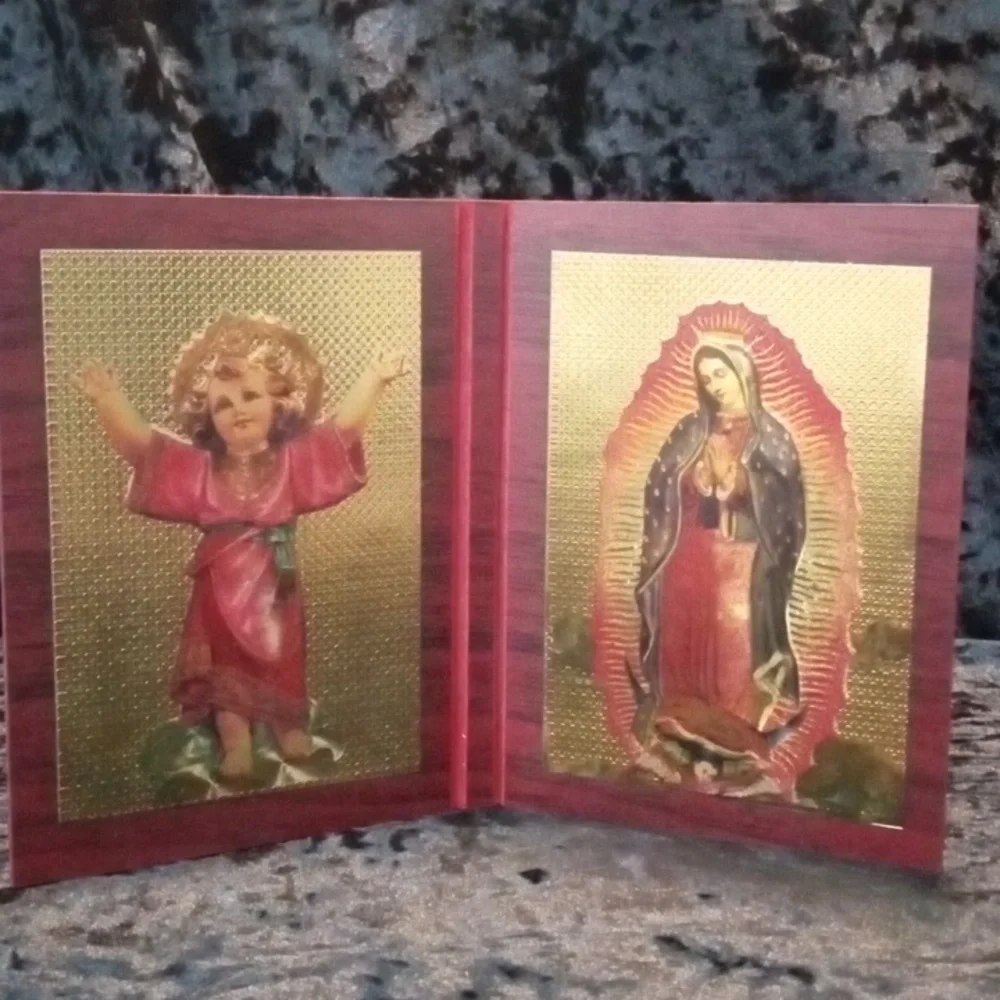 1 Gift set of 4 Religious Bifold Pictorial Plaques